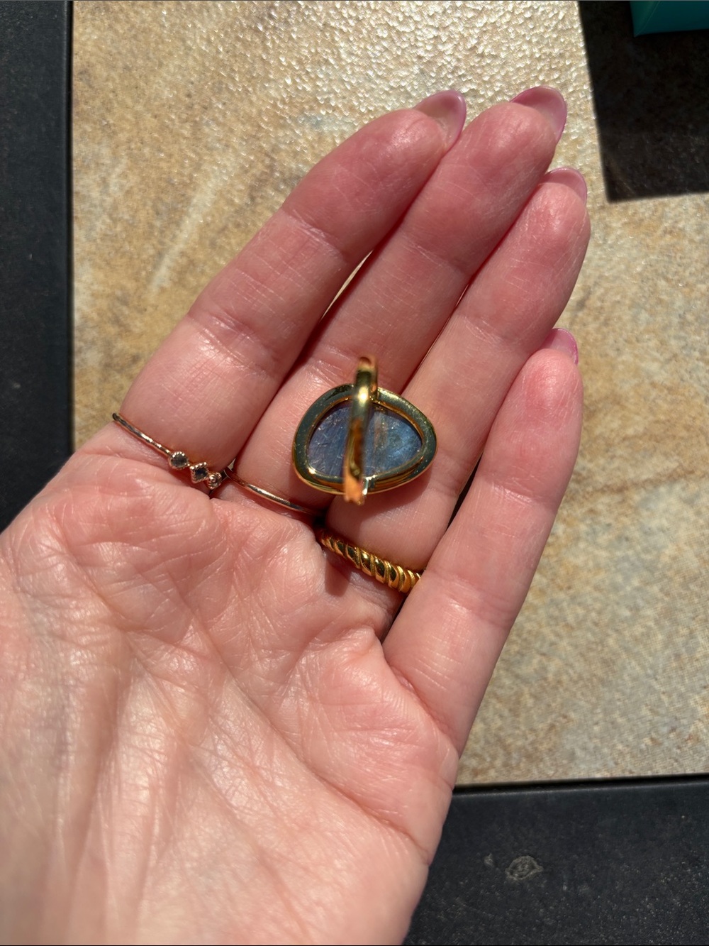 Labradorite ring - Picture 7 of 9